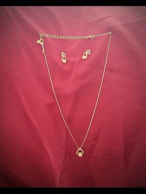 Necklace and earring set.